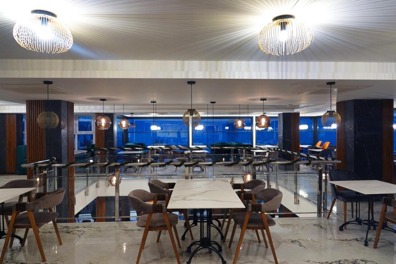 Dishli Hotel & Spa ストルガ エクステリア 写真
